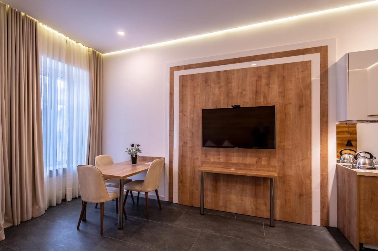 5 Star Apart Hotel Tbilisi Exterior photo
